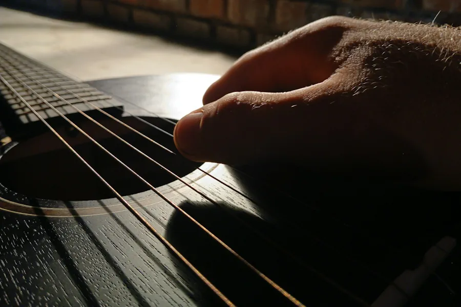 stämma en gitarr