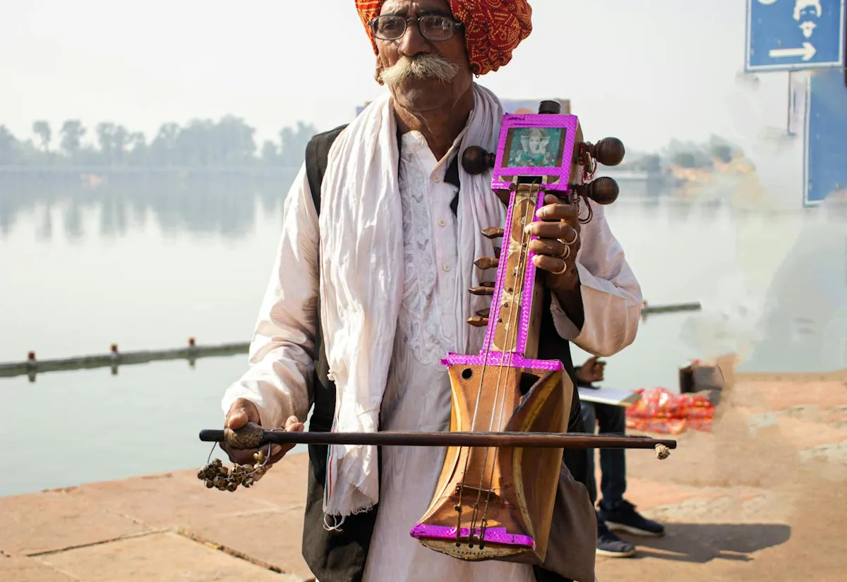 sarangi instrument